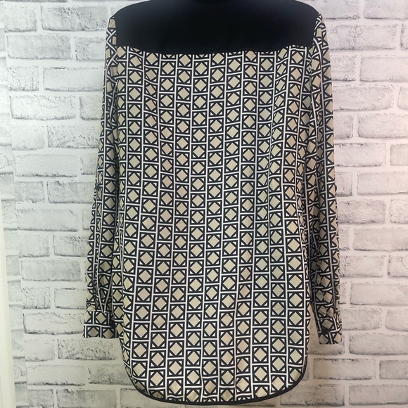 Michael Michael Kors Square Diamond Pattern Hidden Button Long Sleeve Blouse 4 - Picture 2 of 9
